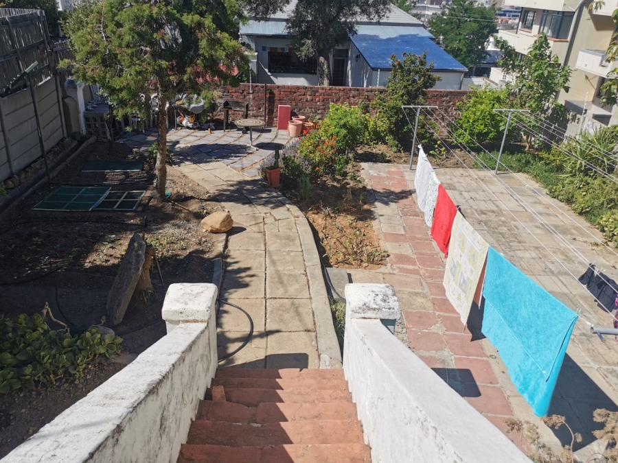 To Let 2 Bedroom Property for Rent in Gardens Western Cape